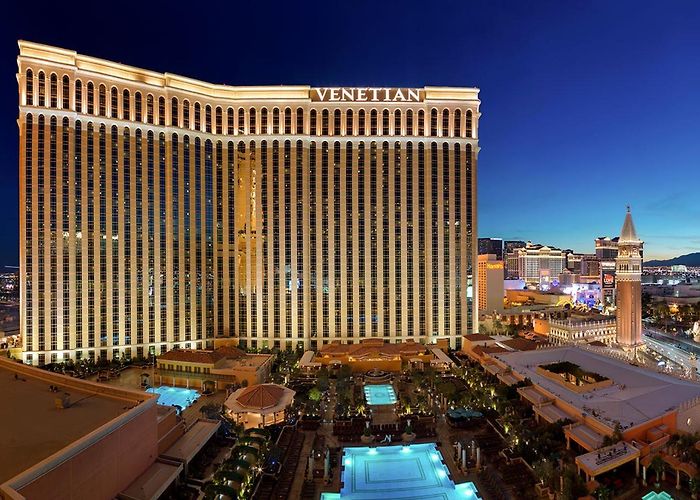 Venetian Hotel: Your Ideal Stay Near the Convention Center, Las Vegas